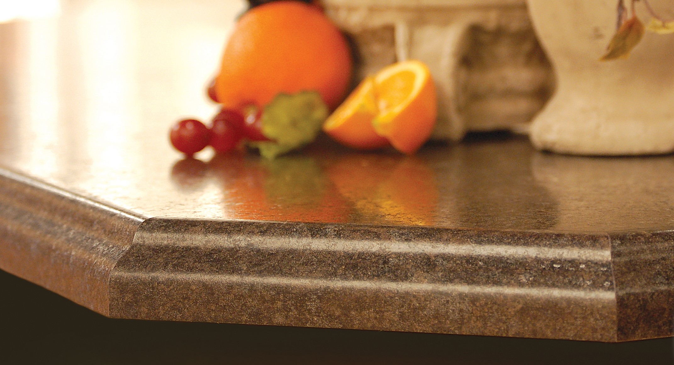 Countertop corner with fruit